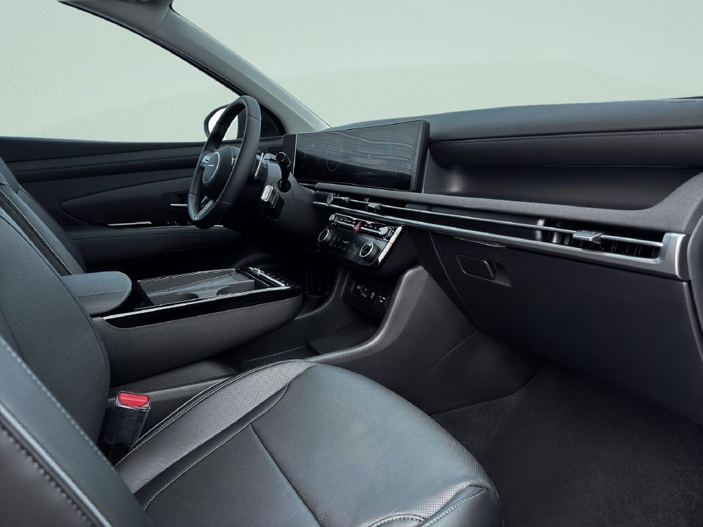 New 2026 White Hyundai Limited AWD image 15