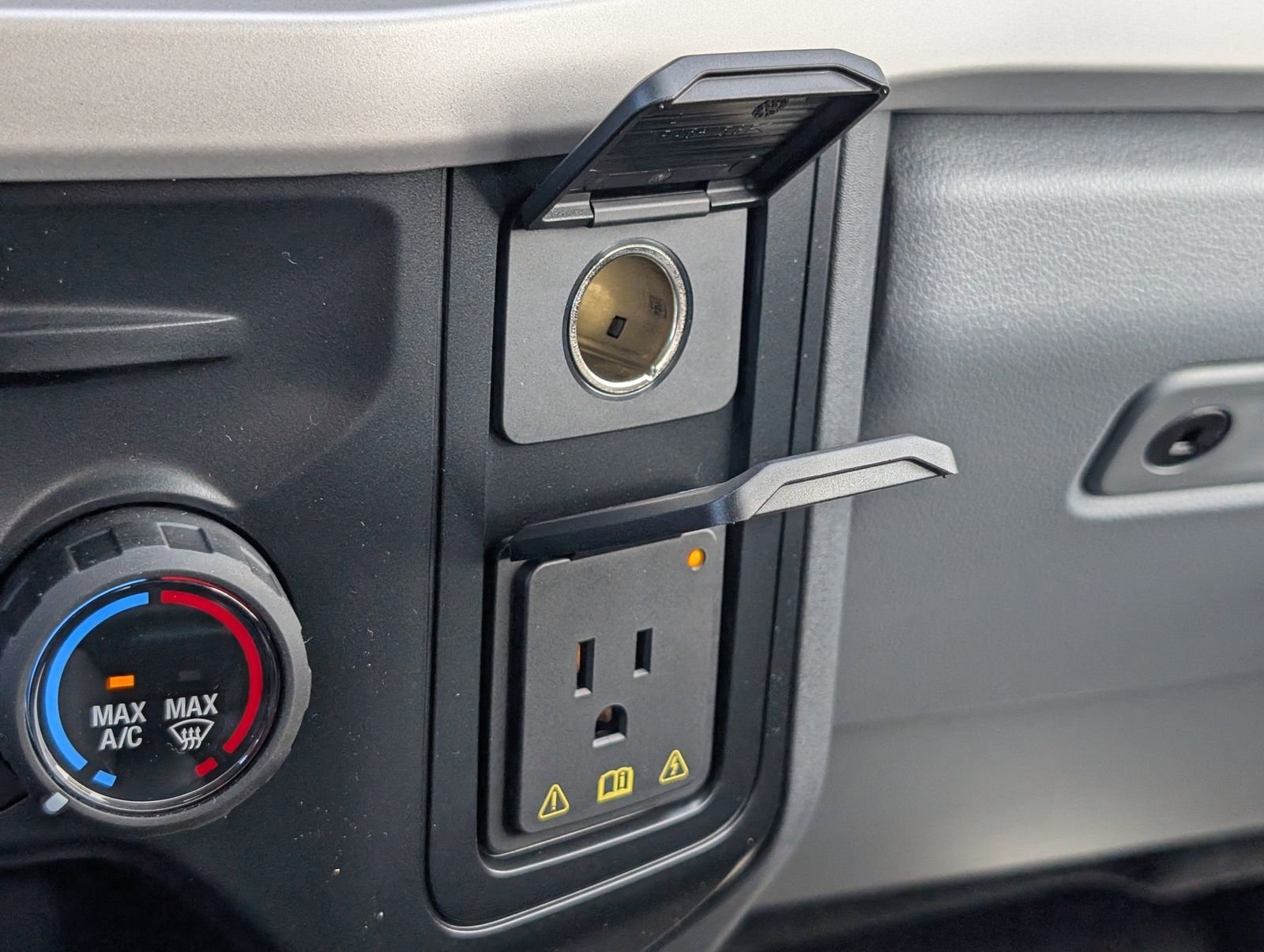 2026 Ford F-350 Super Duty XL - Photo 18
