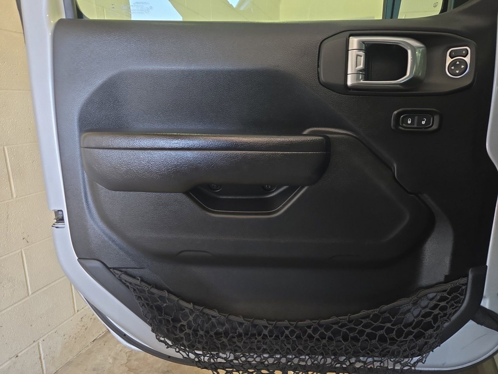 Used 2023 Silver Jeep Rubicon 4xe image 19