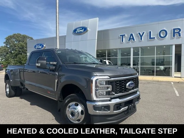 2026 Ford F-350 Lariat 4x4 Crew Cab 8' Box DRW's photo