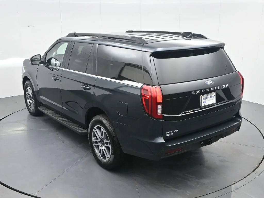 New 2025 Stone Blue Metallic Ford Active image 32