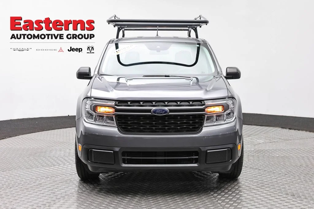 Used 2023 Gray Ford XLT image 2