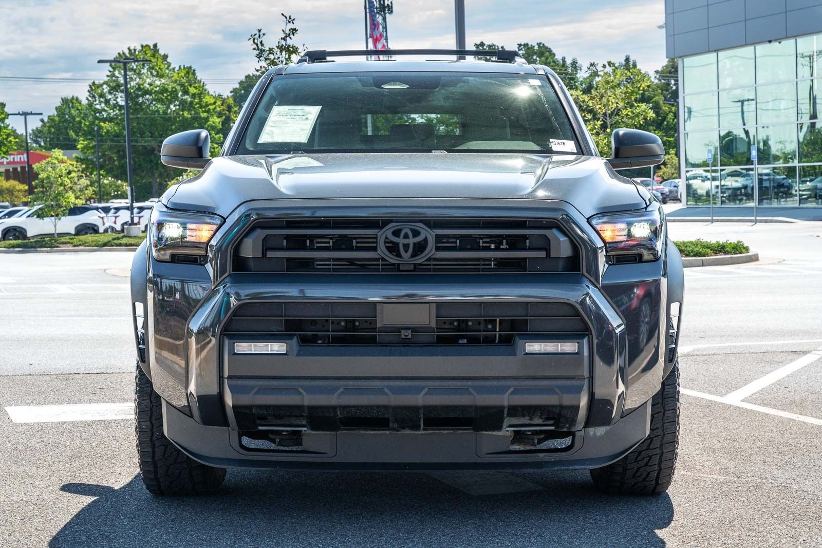 Used 2025  Toyota SR5 image 1