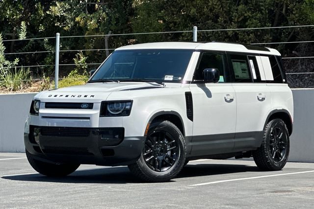 2026 Land Rover Defender 110 S