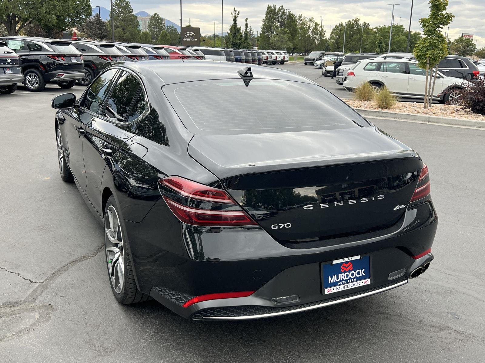 2023 GENESIS G70 Standard - Photo 9