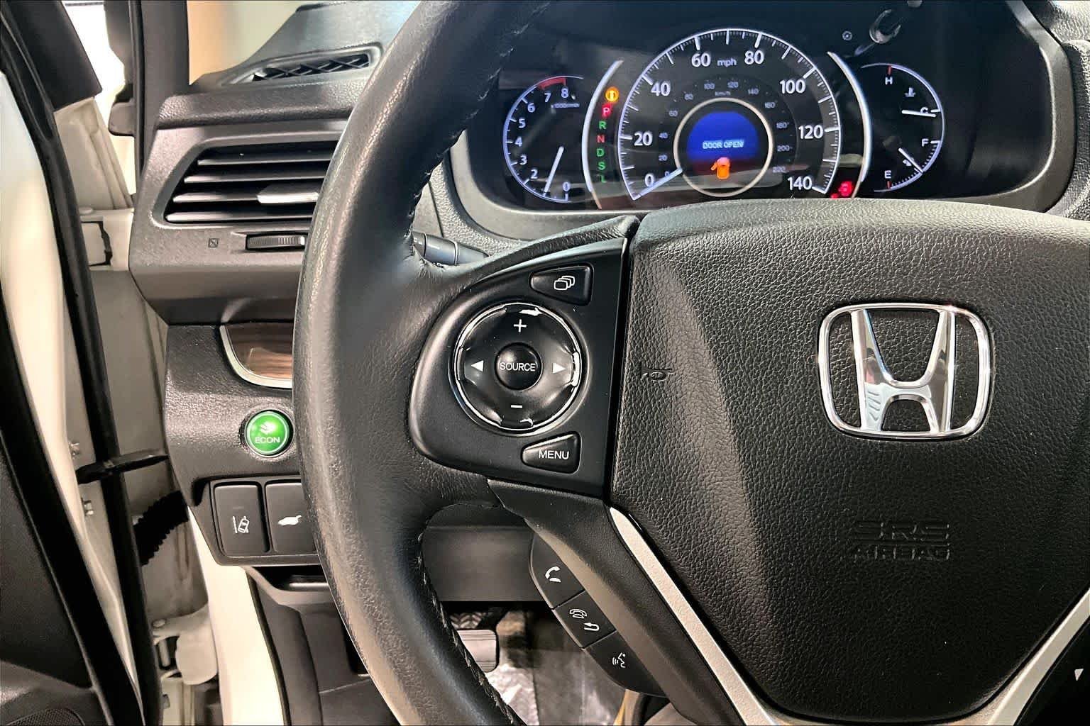Used 2016 Alabaster Silver Metallic Honda Touring image 23