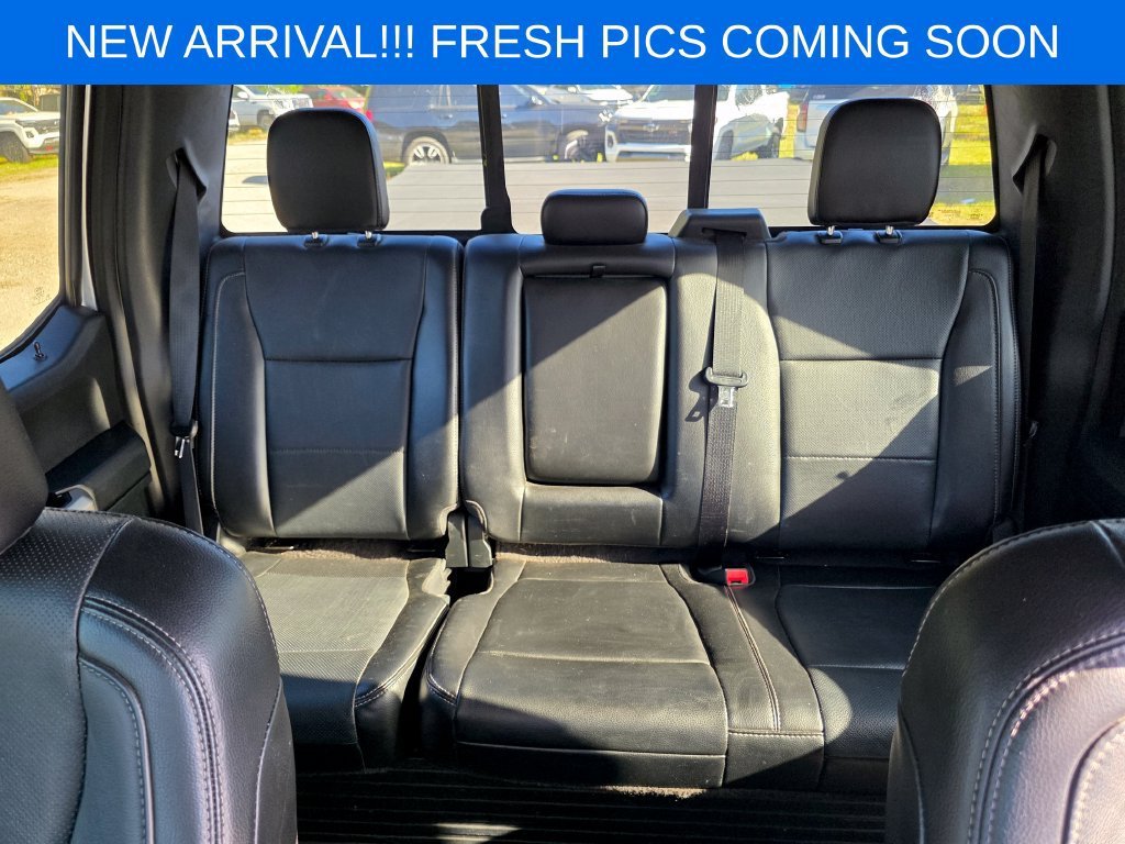 Used 2018  Ford XL image 11