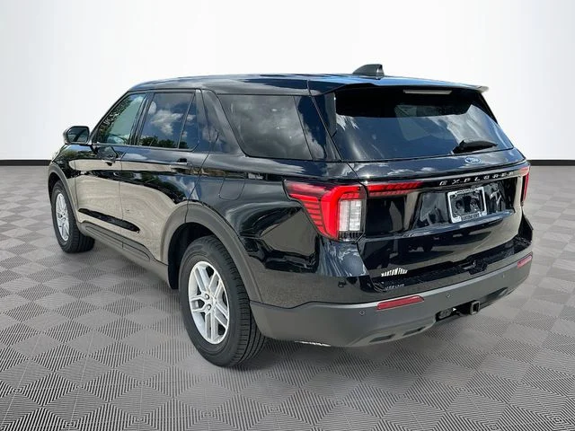 New 2026 Black Metallic Ford Active image 4