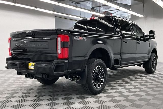 2026 Ford F-250 Super Duty Platinum - Photo 14