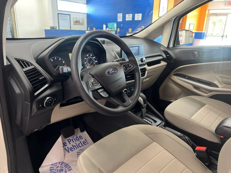 Used 2022 White Ford S image 18