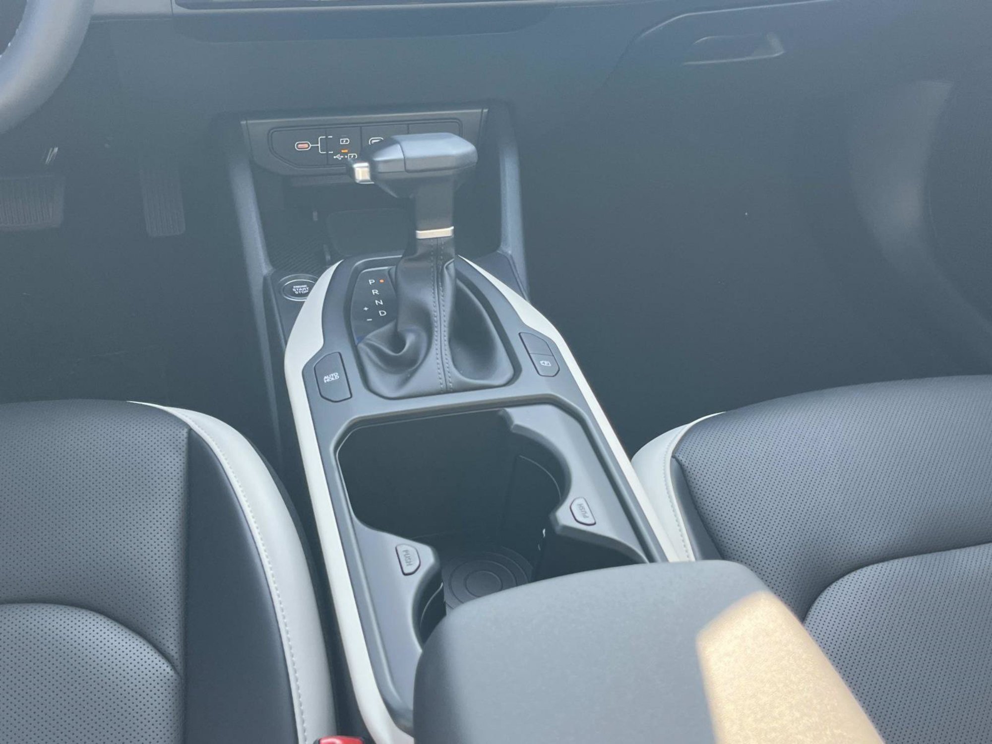 New 2026 Snow White Pearl Kia GT-Line image 15