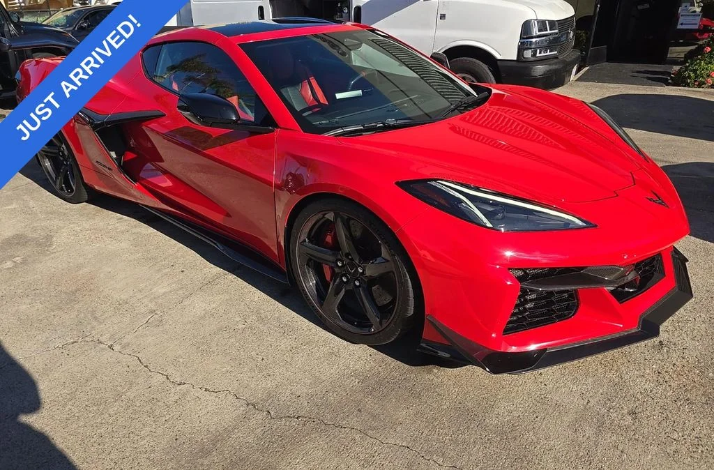 Used 2024 Torch Red Chevrolet Z06 image 2
