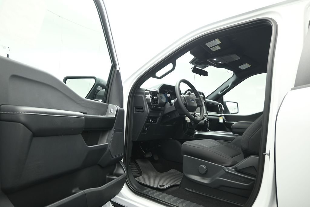New 2026 Oxford White Ford STX image 8