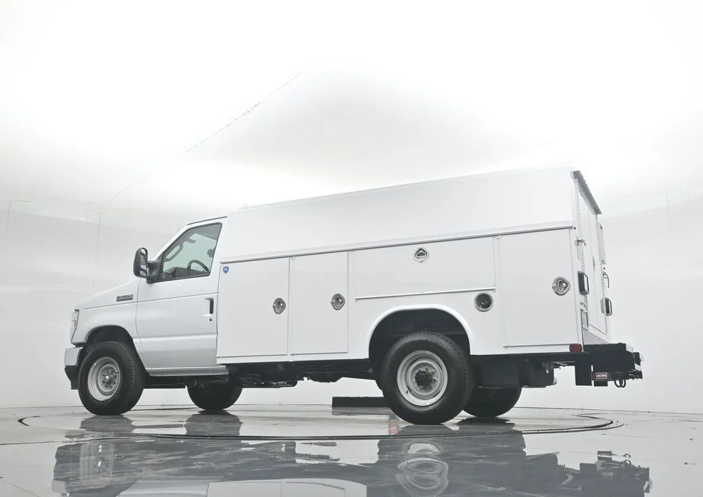 New 2026 White Ford Base image 85