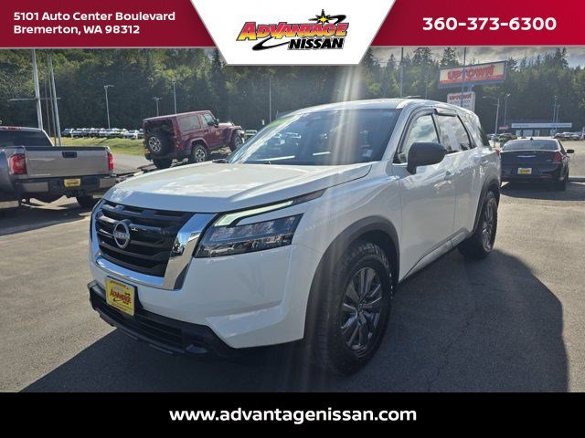 2023 Nissan Pathfinder S