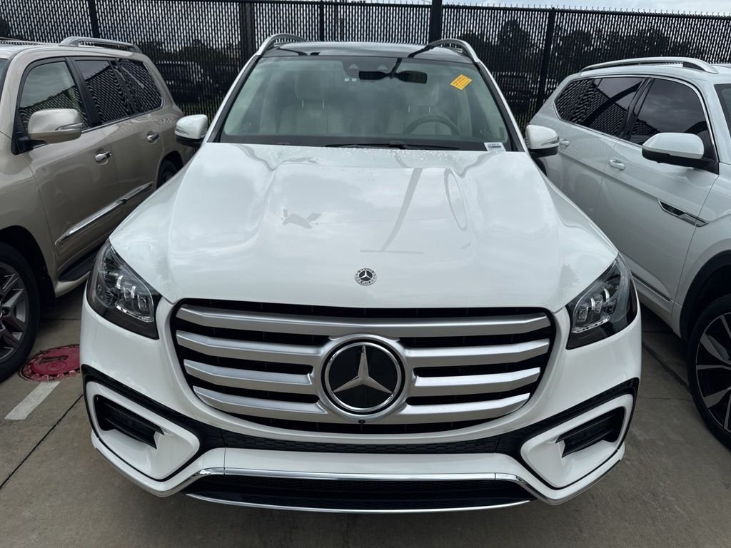 Used 2024 Polar White Mercedes-Benz GLS 580 image 3