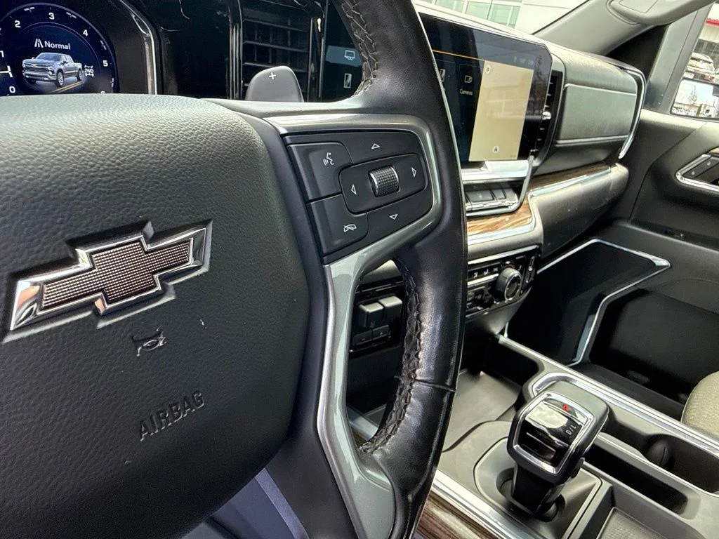 Used 2024 White Chevrolet RST image 24