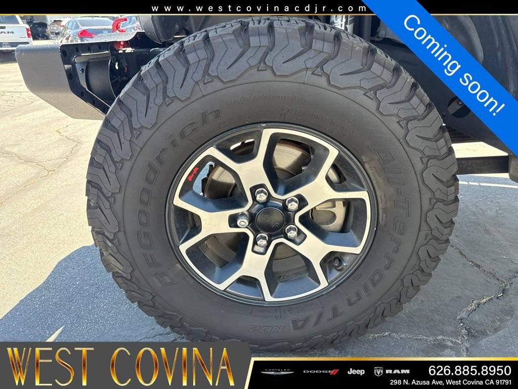 Used 2021 Silver Jeep Unlimited Rubicon image 4
