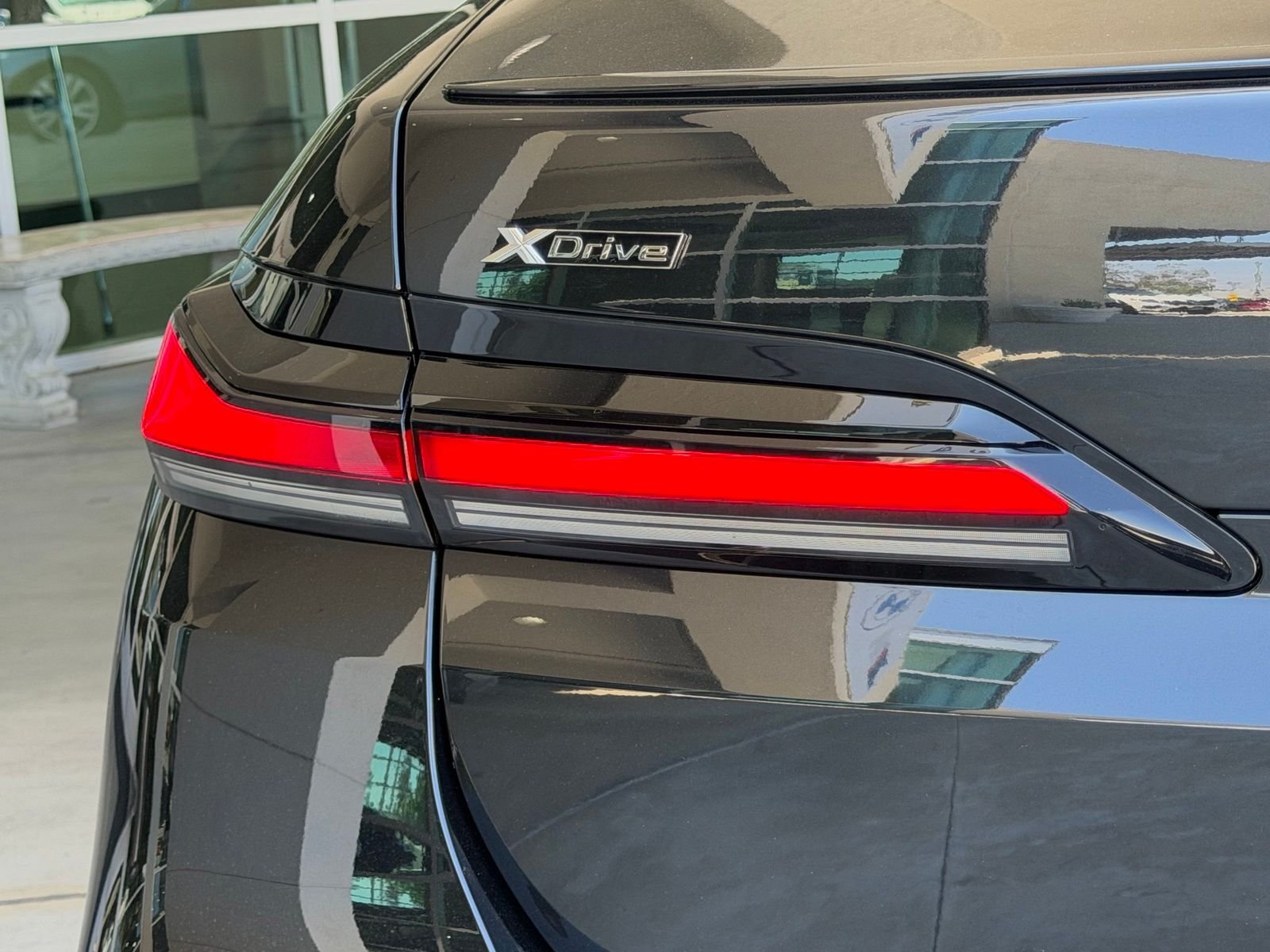 Used 2025 Black BMW 740i xDrive image 14