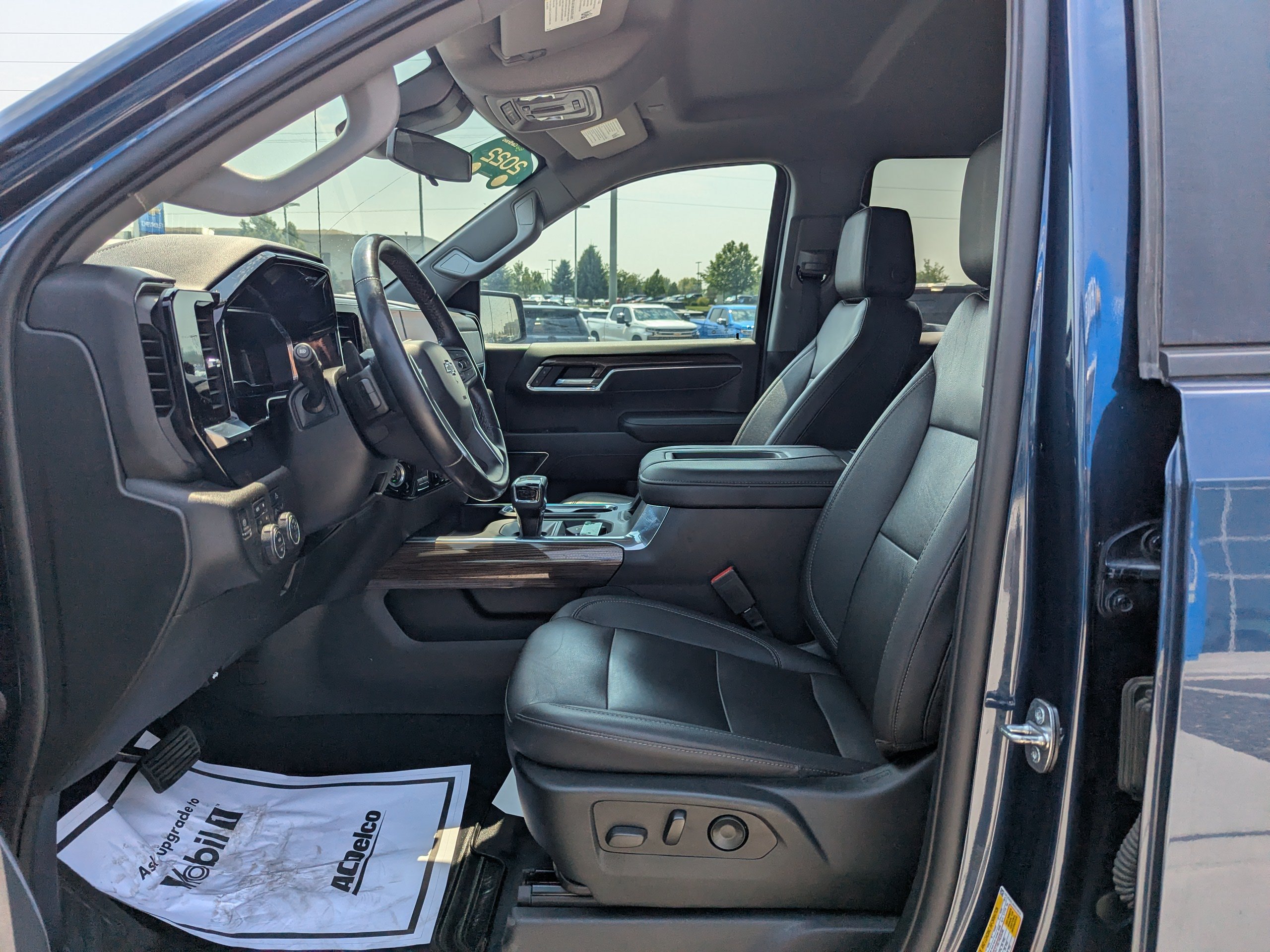 2022 Chevrolet Silverado 1500 RST - Photo 12