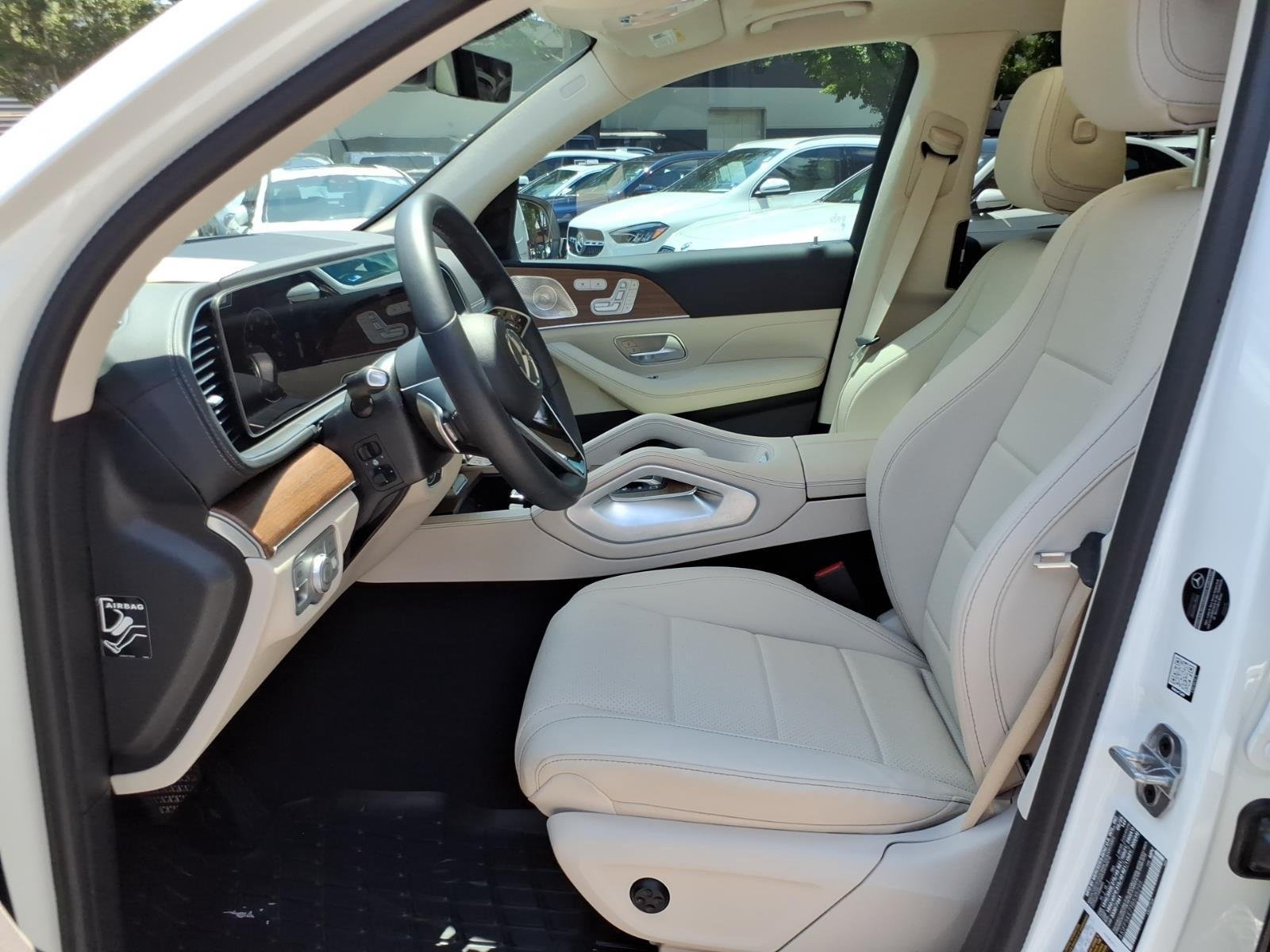 Used 2026 Polar White Mercedes-Benz GLS 450 image 12