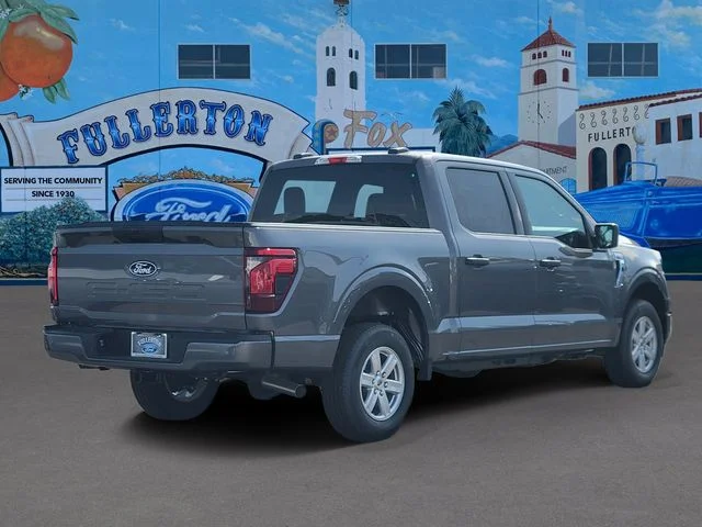 New 2026 Carbonized Gray Metallic Ford XLT image 4