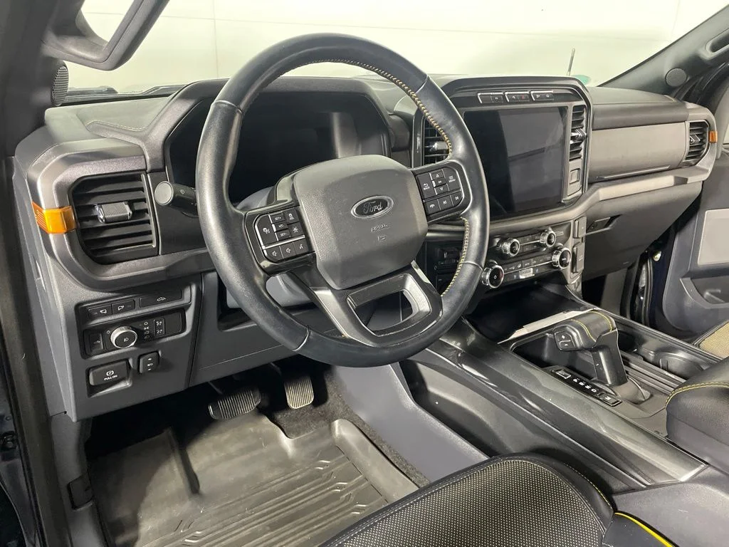 Used 2022 Blue Ford Tremor image 9