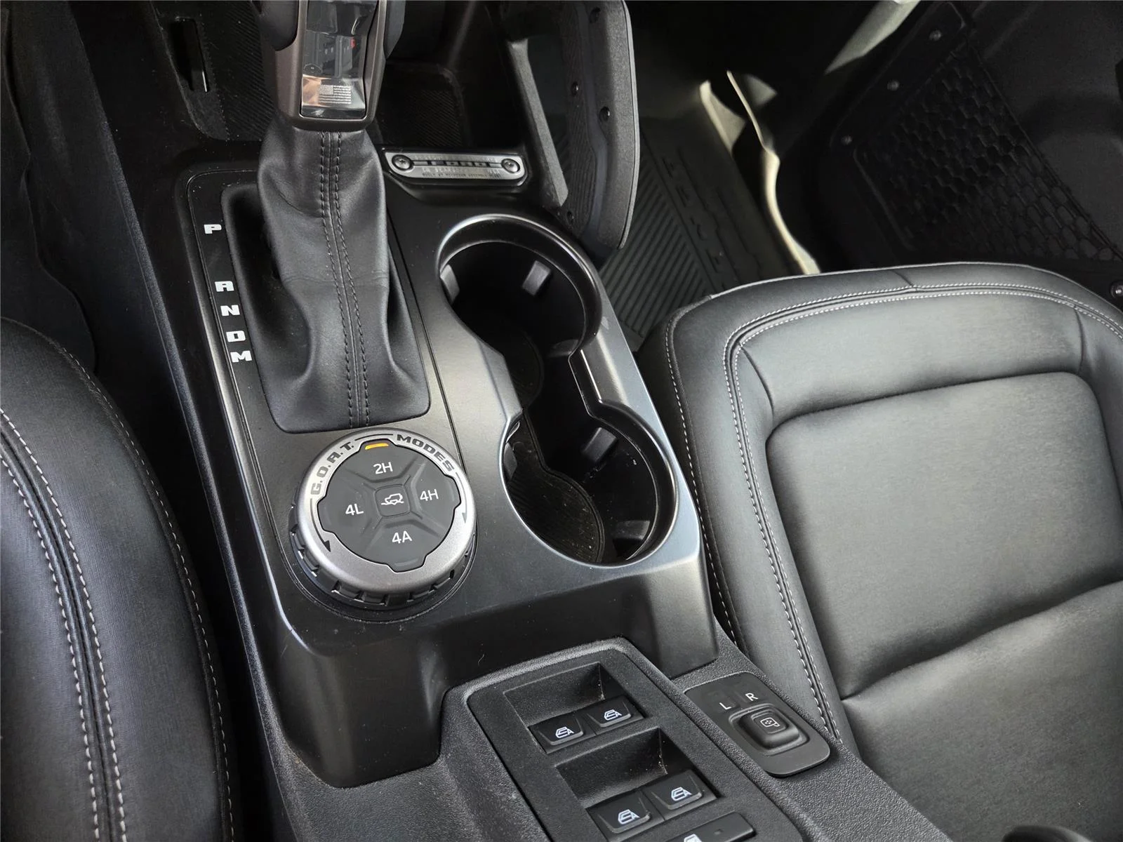 Used 2025 Shadow Black Ford Badlands image 14