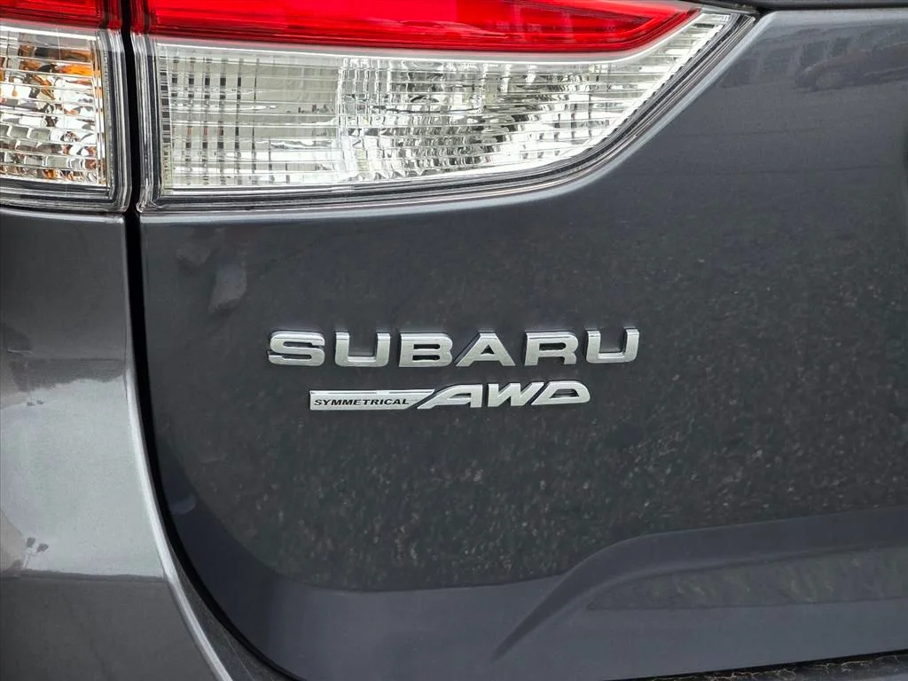 Used 2023 Gray Subaru Base image 15