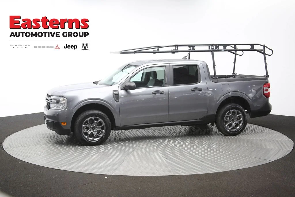 Used 2023 Gray Ford XLT image 57