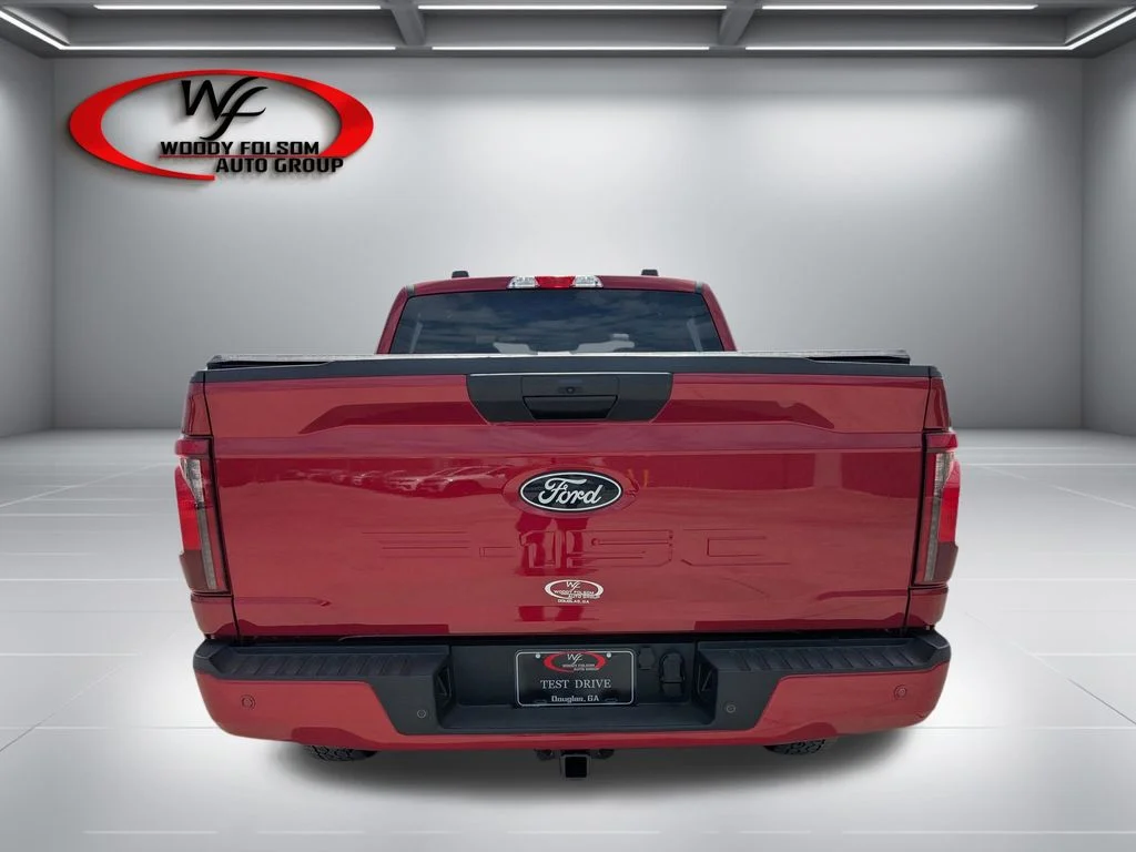 Used 2025 Red Ford XLT image 5