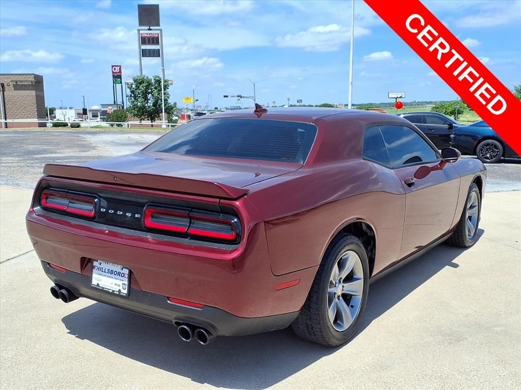 Used 2021 Red Dodge SXT image 7