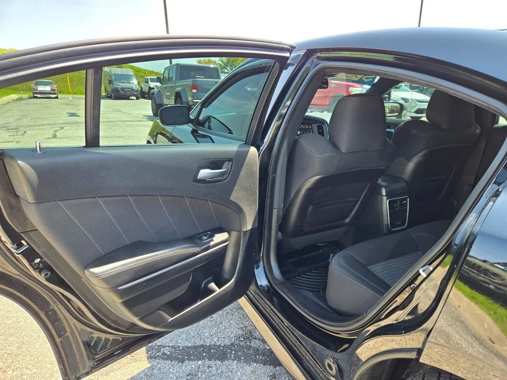 Used 2019 Black Dodge R/T Scat Pack image 26