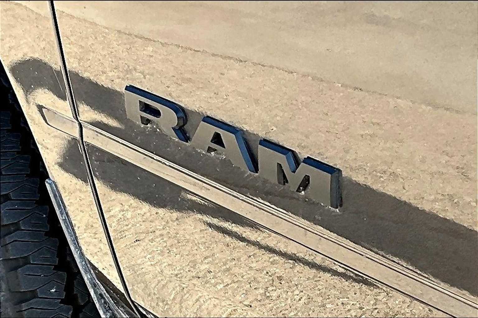 Used 2025 Granite Crystal Metallic Clearcoat Ram Laramie image 16