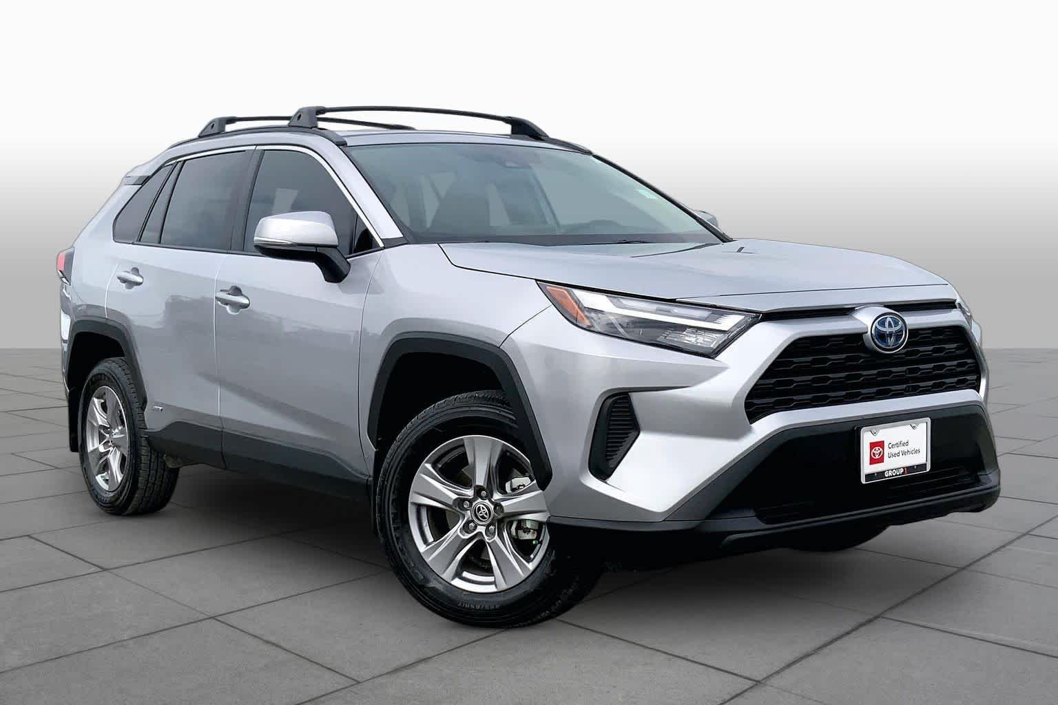 Used 2024 Silver Sky Metallic Toyota Hybrid XLE image 3