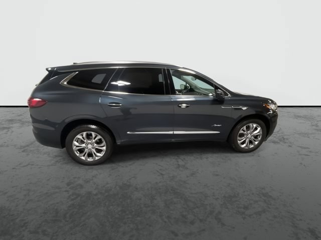 Used 2019 Includes Pitch Dark Night lower exterior accent color.) Buick Avenir image 9