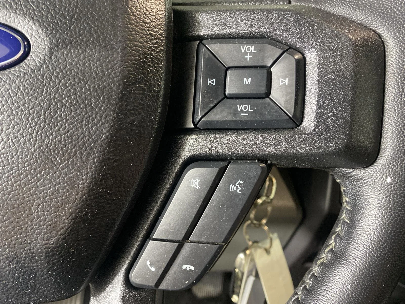 Used 2020 Rapid Red Metallic Tinted Clearcoat/Magnetic Ford XLT image 19