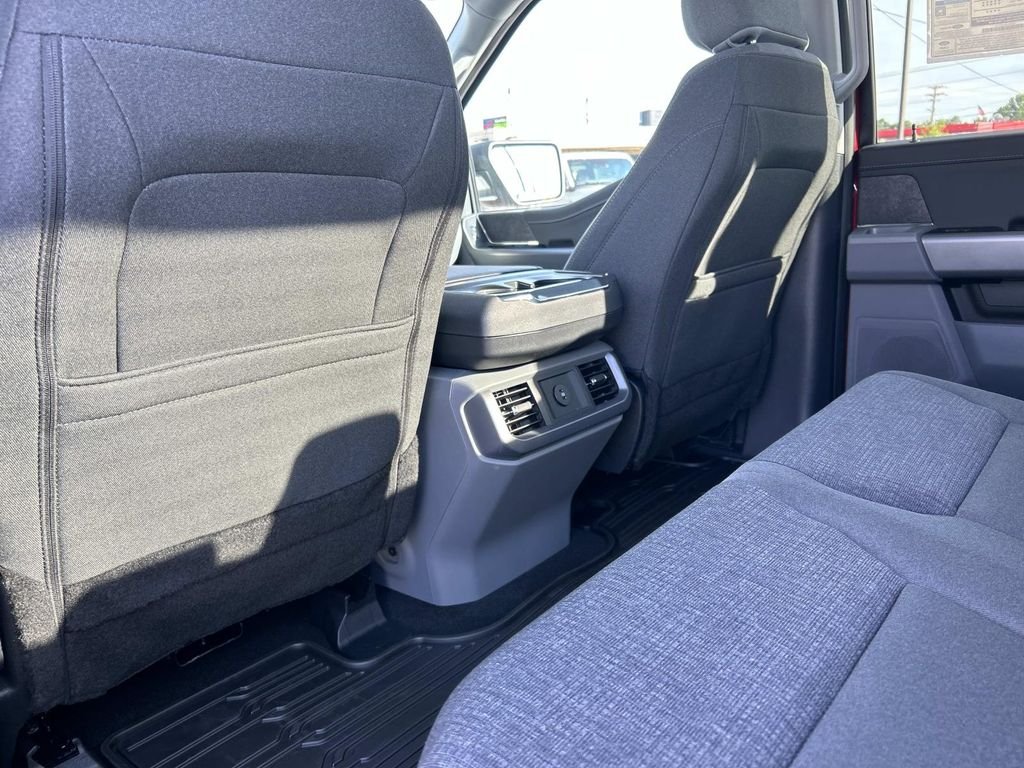 New 2026 Ruby Red Metallic Tinted Clearcoat Ford XLT image 19