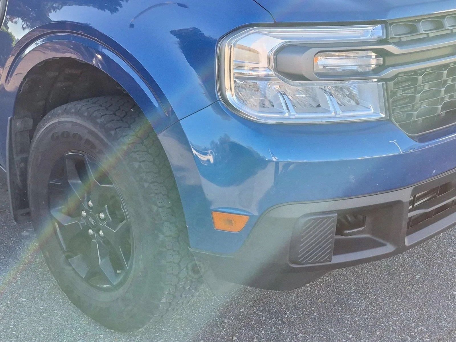 Used 2023  FORD  image 3