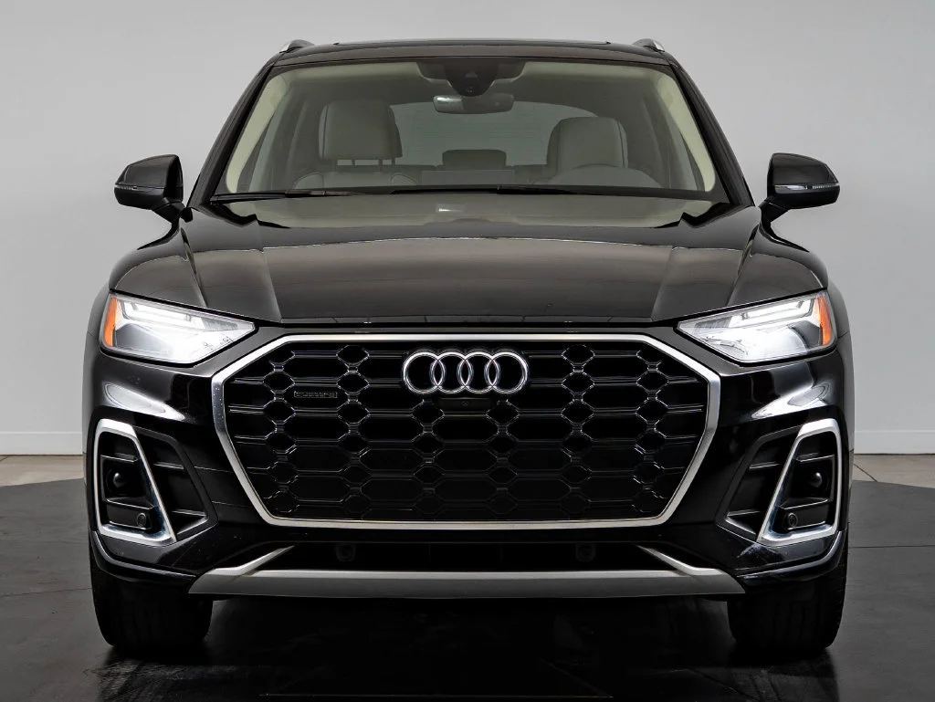 Used 2023 Mythos Black Metallic Audi 45 S line Premium image 2