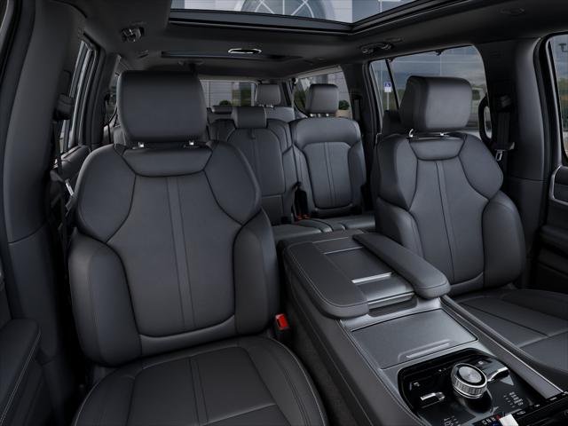 New 2026 Silver-Zynith Exterior Paint Jeep Limited Reserve 4x4 image 42