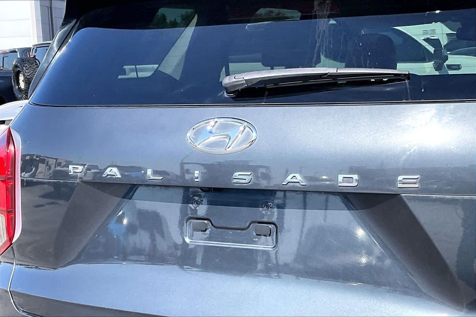 Used 2020 Steel Graphite Hyundai Limited image 26