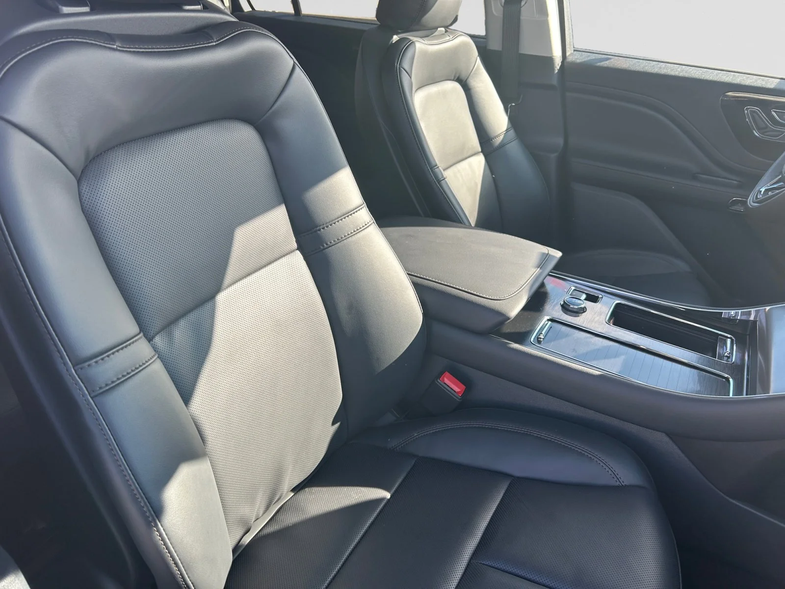 New 2026 Harbour Grey Clearcoat Lincoln Premiere image 12