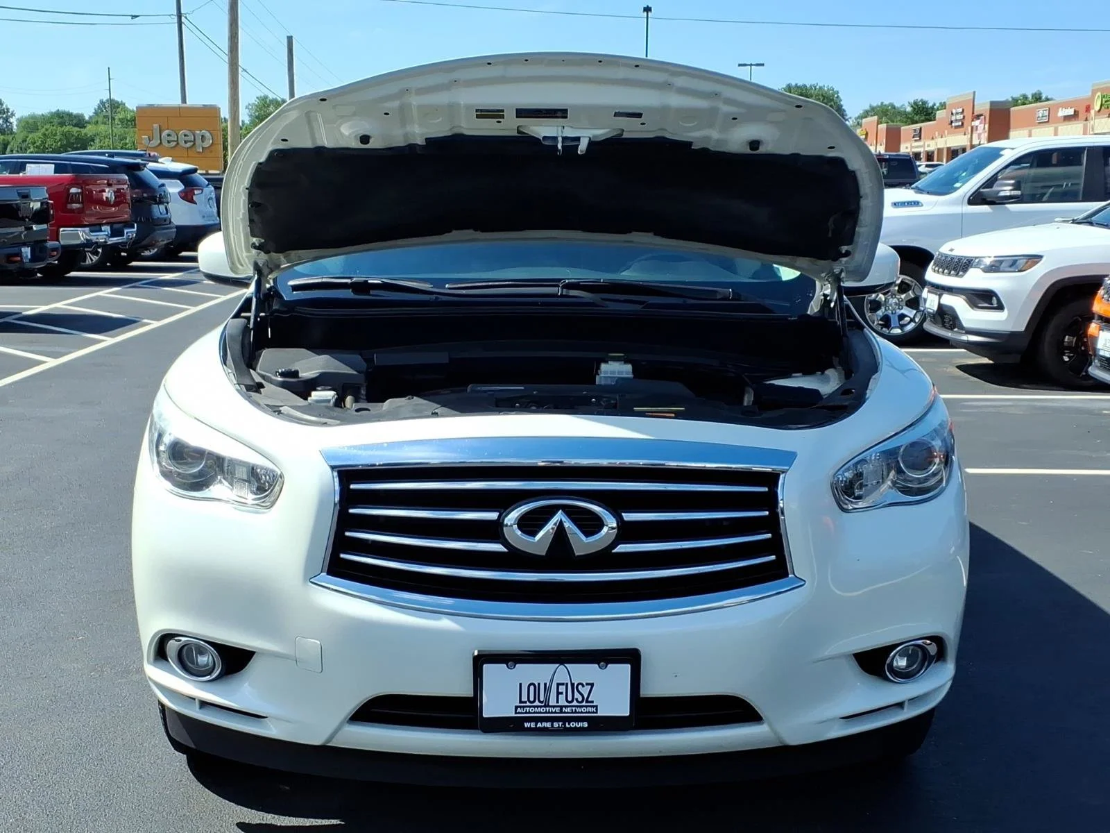 Used 2015 Majestic White INFINITI Base image 33