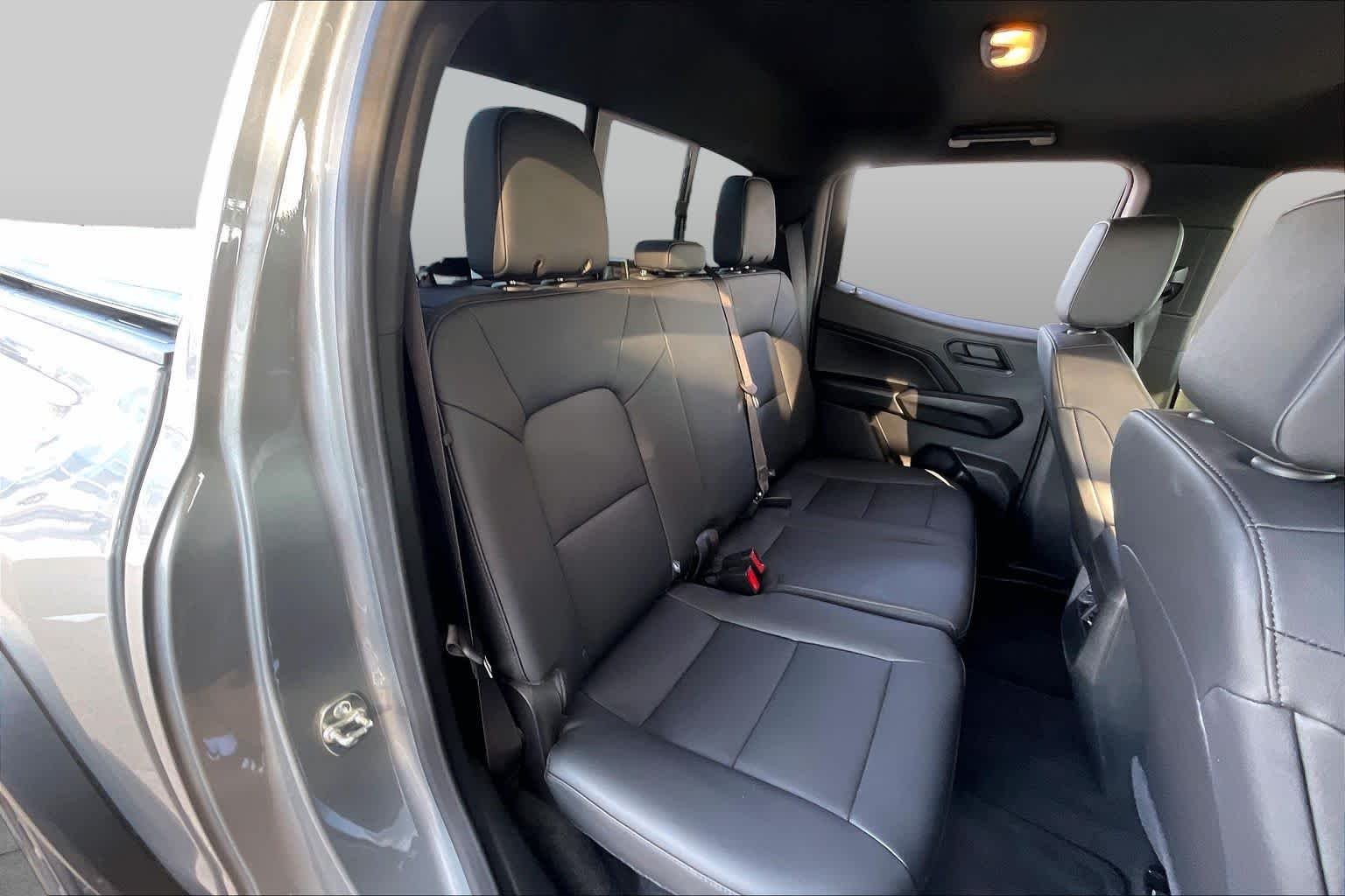Used 2026 Sterling Gray Metallic Chevrolet 4WD Trail Boss image 18