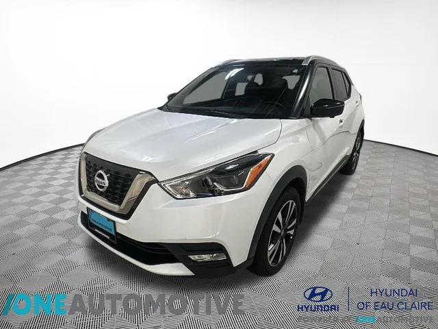 2019 Nissan Kicks SR