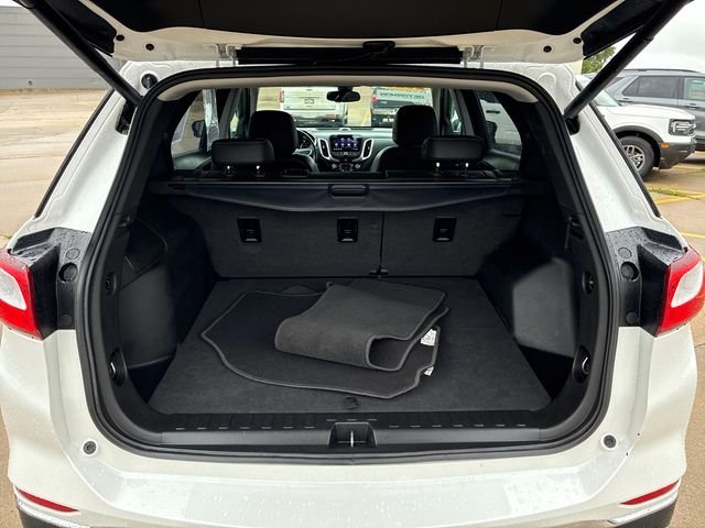 Used 2020 Beige Chevrolet Premier image 6