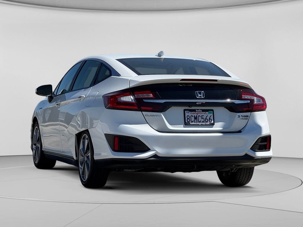 Used 2018 Platinum White Pearl Honda Touring image 30
