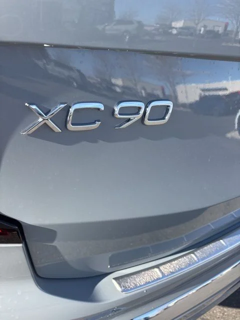 New 2026 Vapour Grey Volvo Plus image 6
