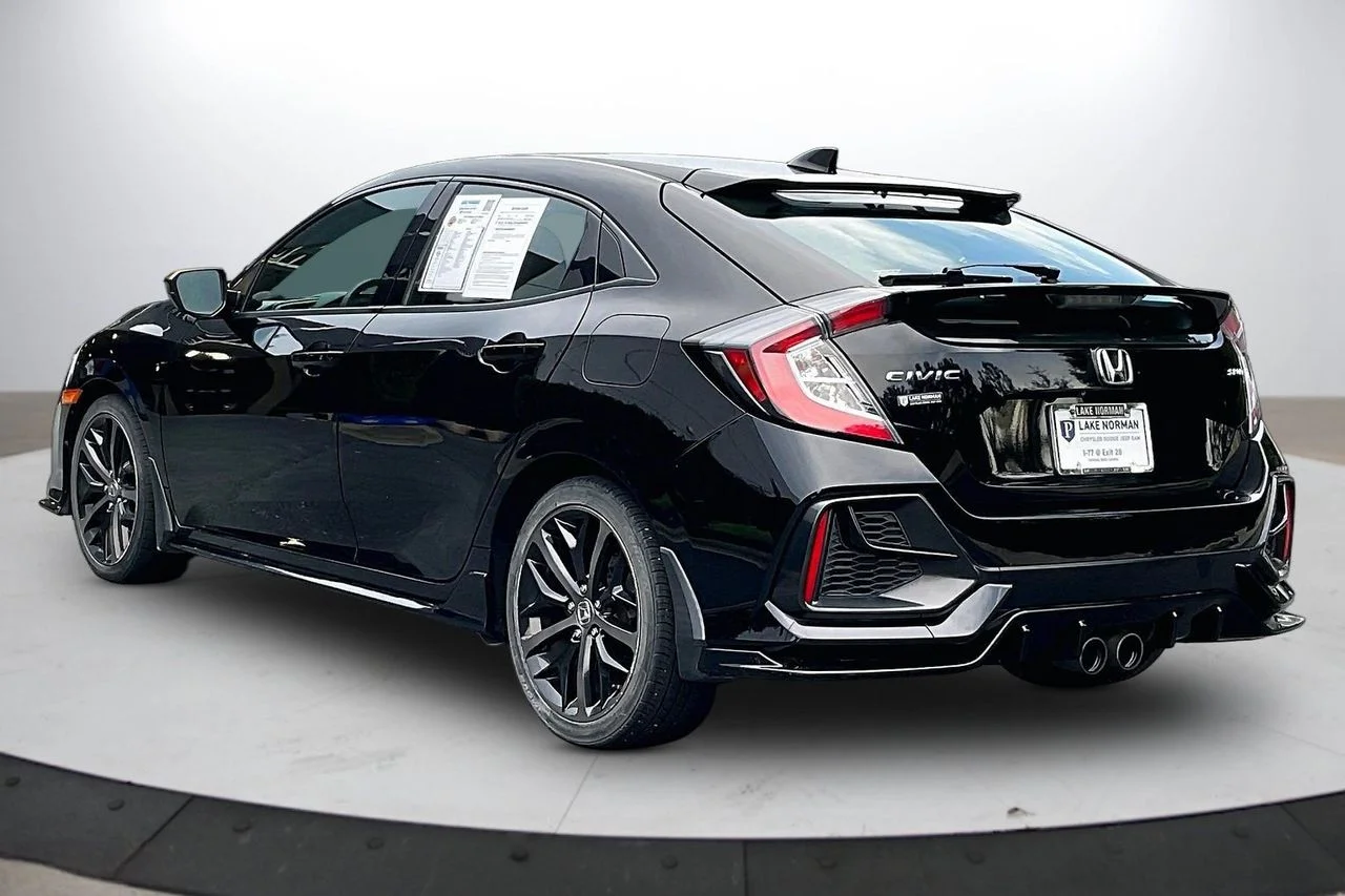 Used 2021  Honda Sport image 6